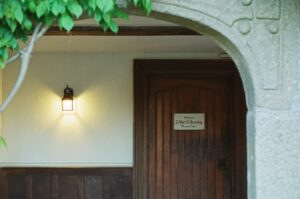 Welcome to L'Abri Fellowship -- Please enter. www.englishlabri.org