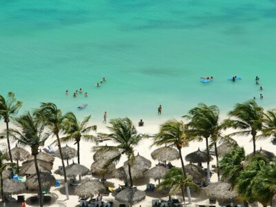 B&B Vol Liefde 2026: Eline op Aruba — vier appartementen en geen partner