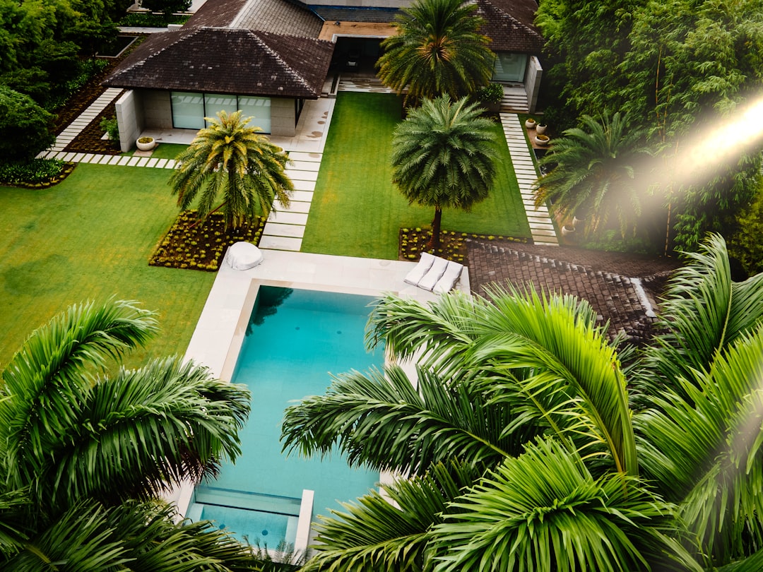 Caribische woning omgebouwd tot vakantieappartementen