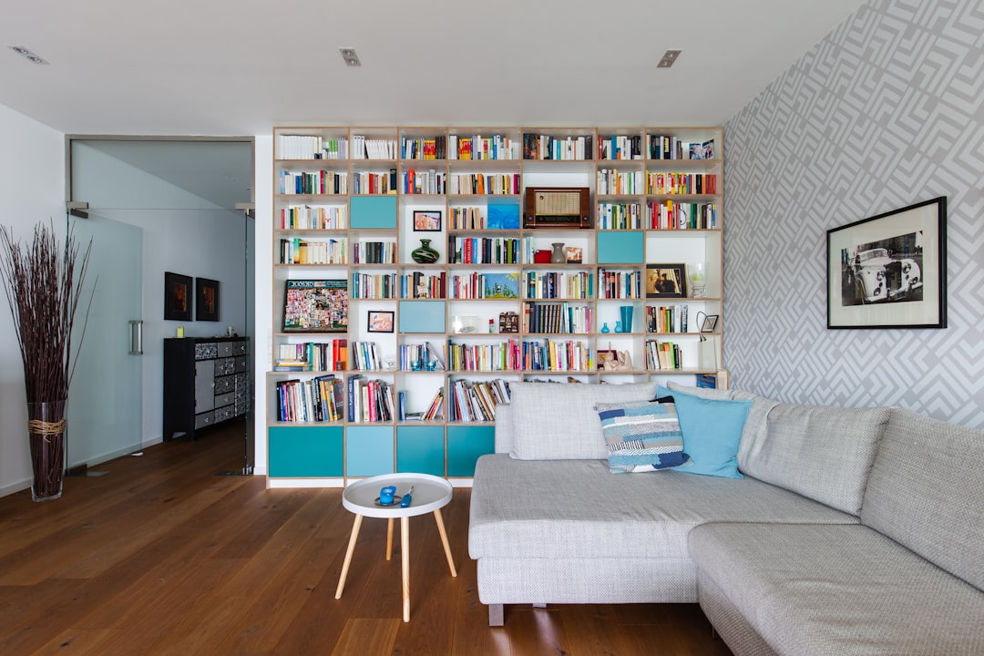 Een nis in de muur van de woonkamer inrichten: 7 ideeën
